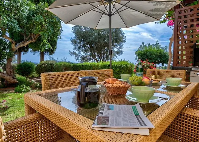 アパート Ground Floor With Golf And Sea Views - Roudias, Aphrodite Hills *