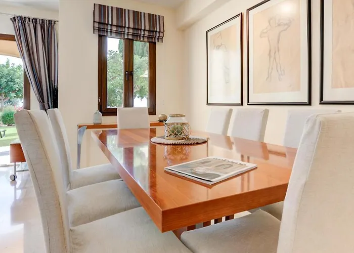 アパート Ground Floor With Golf And Sea Views - Roudias, Aphrodite Hills クークリア