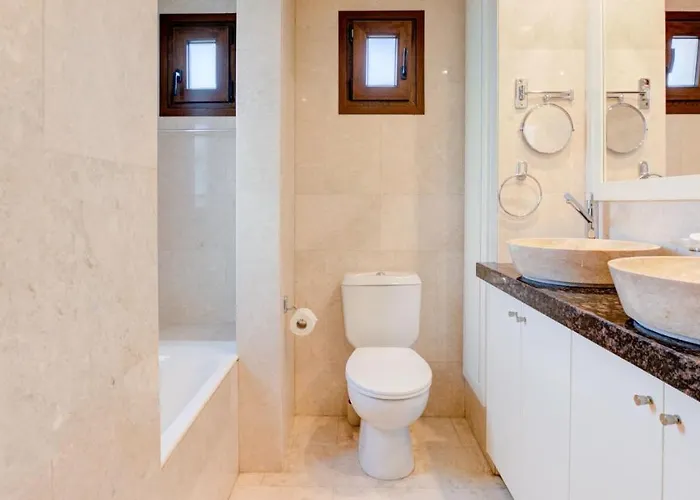 アパート Ground Floor With Golf And Sea Views - Roudias, Aphrodite Hills クークリア