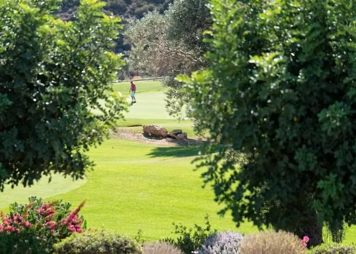 アパート Ground Floor With Golf And Sea Views - Roudias, Aphrodite Hills *