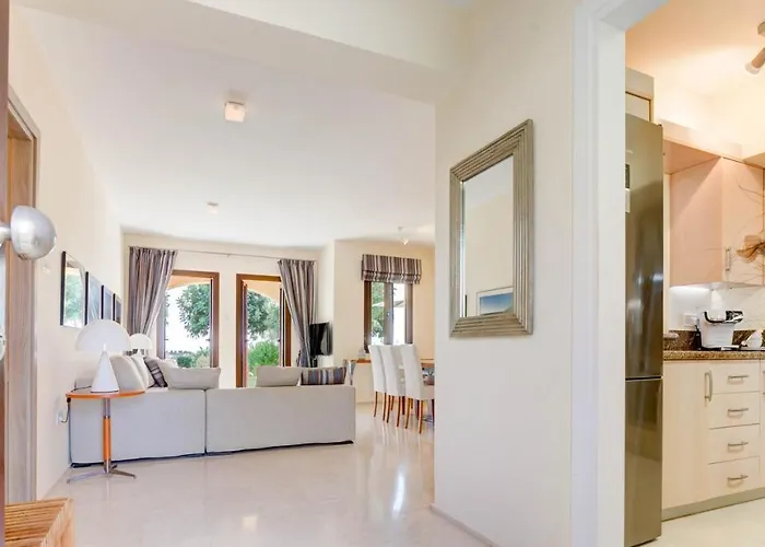 アパート Ground Floor With Golf And Sea Views - Roudias, Aphrodite Hills